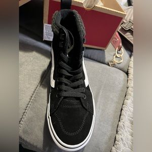 Vans high top shoes size 7.5